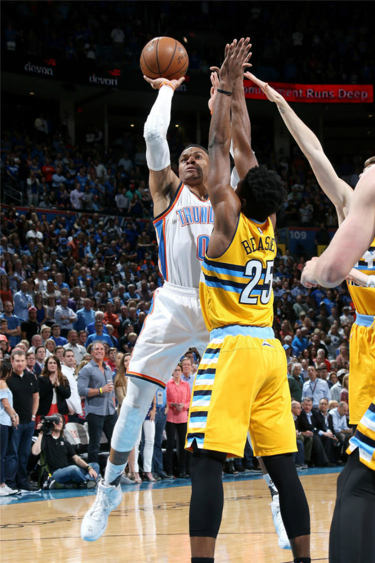 湖人通过保 湖人通过保